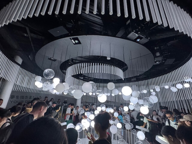 シンガポール